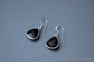 handmade onyx earrings